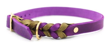 Fettleder Halsband zweifarbig geflochten in Lila mit Oliv und Messing