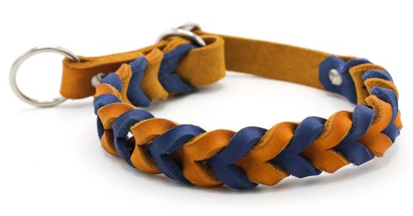 Zugstopp Halsband geflochten zweifarbig in Cognac mit Blau von vorne