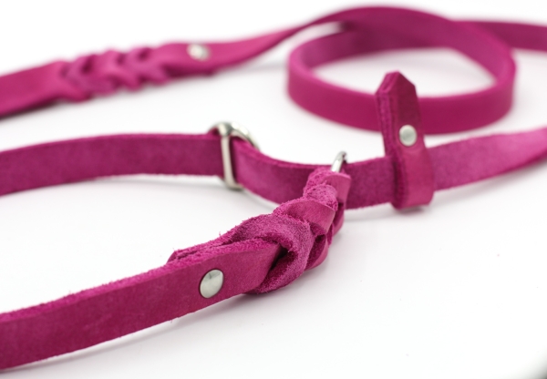 Retrieverleine aus Fettleder in pink im Detail